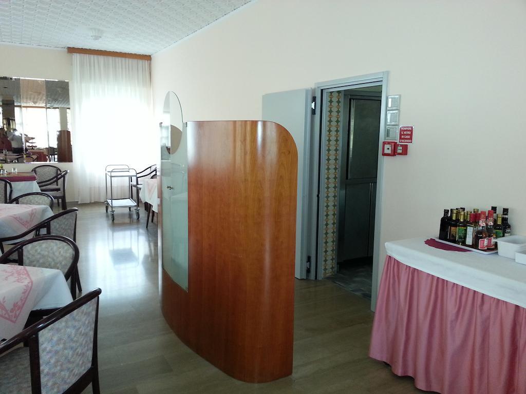 Hotel Glenn Rimini Extérieur photo