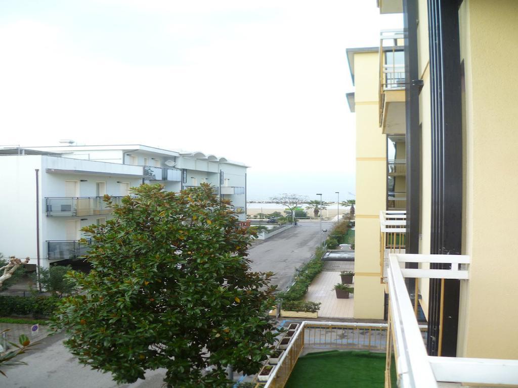 Hotel Glenn Rimini Extérieur photo