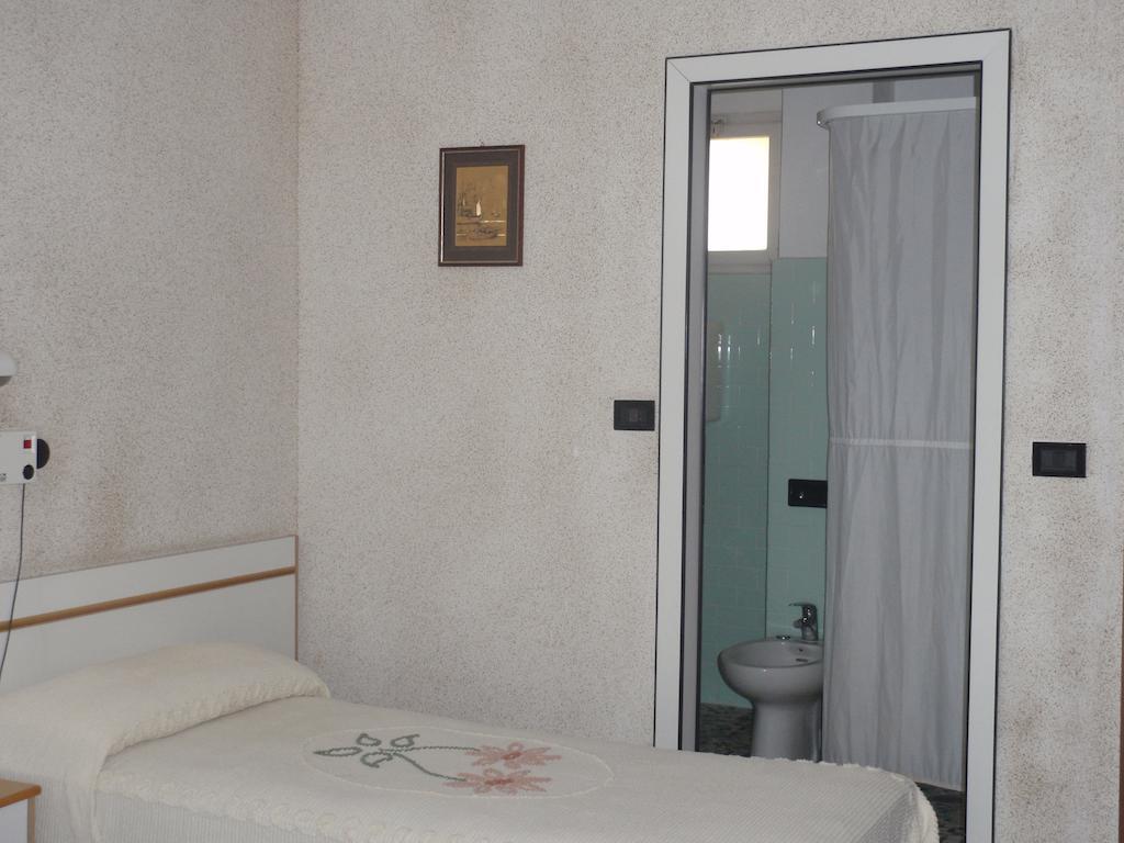 Hotel Glenn Rimini Extérieur photo