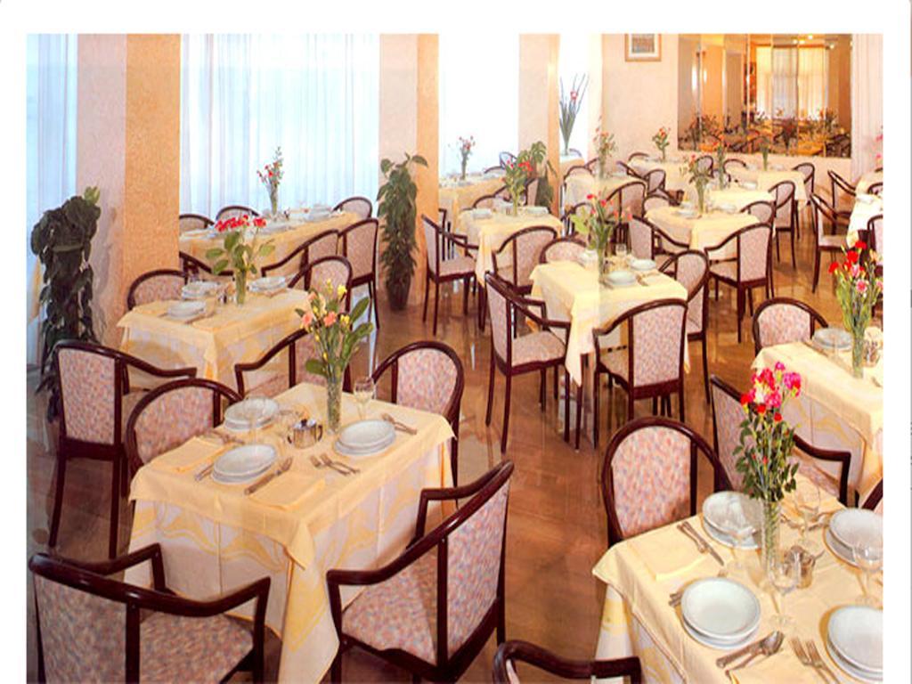Hotel Glenn Rimini Extérieur photo
