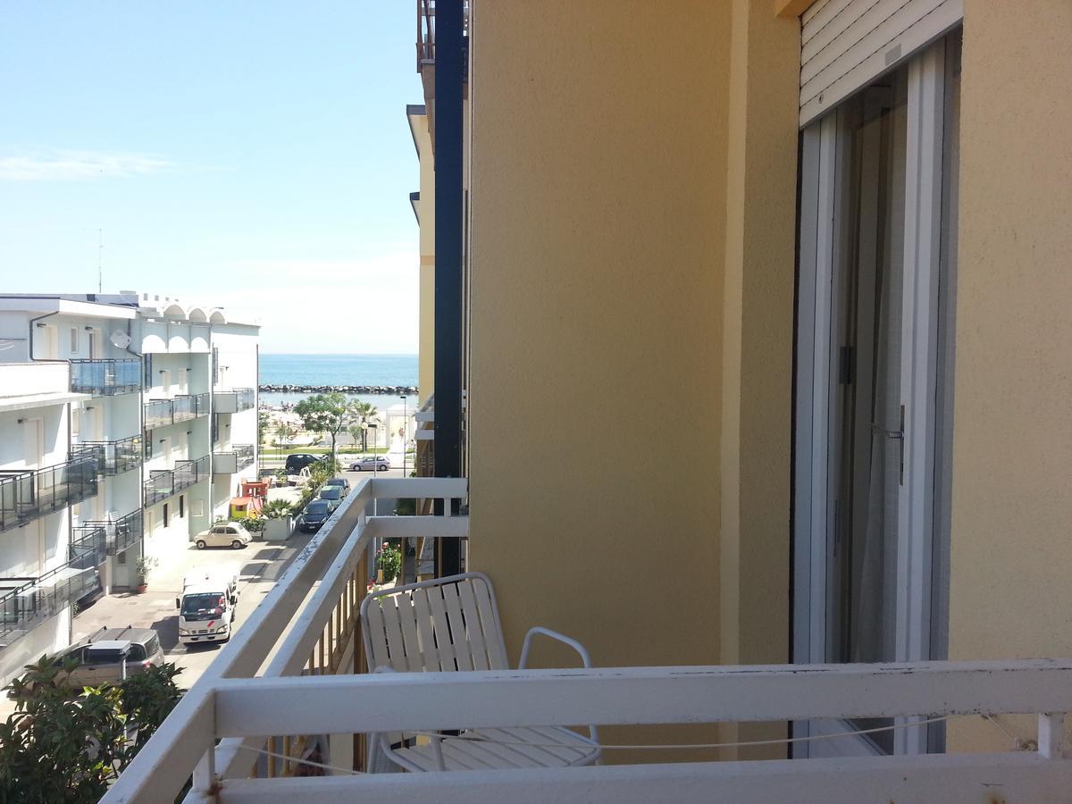 Hotel Glenn Rimini Extérieur photo
