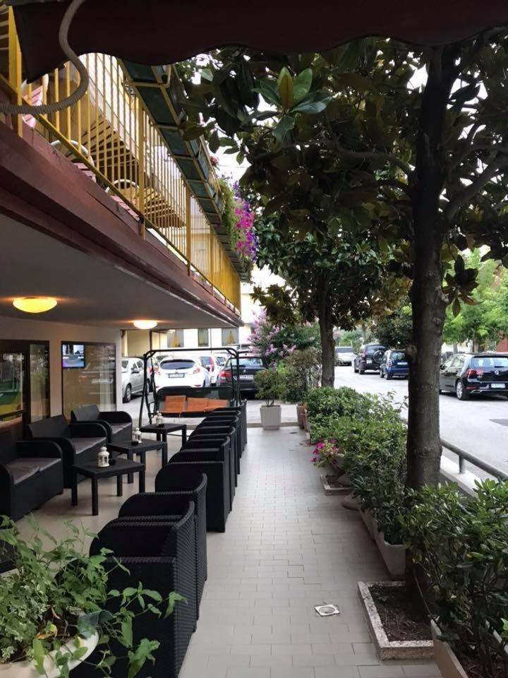 Hotel Glenn Rimini Extérieur photo